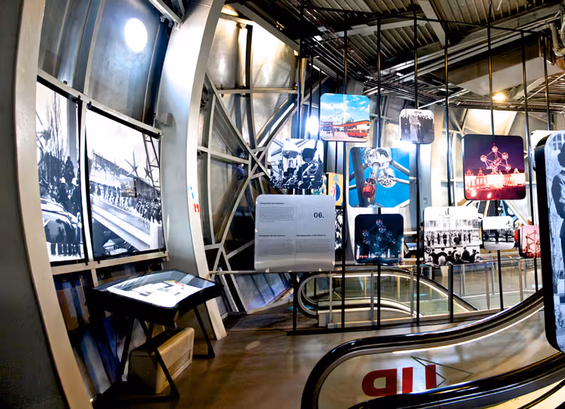 Atomium & Design Museum: Admission Ticket